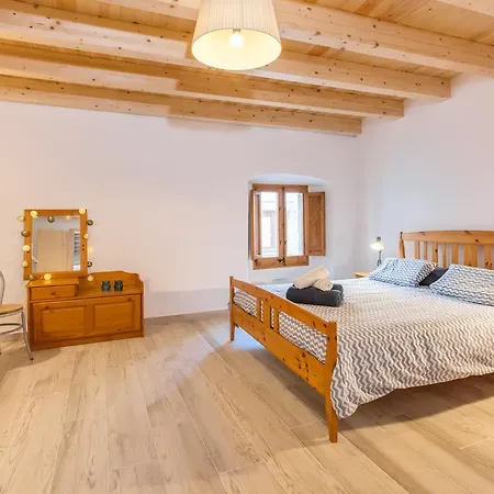 Lets Holidays Fisherman House Holiday home *