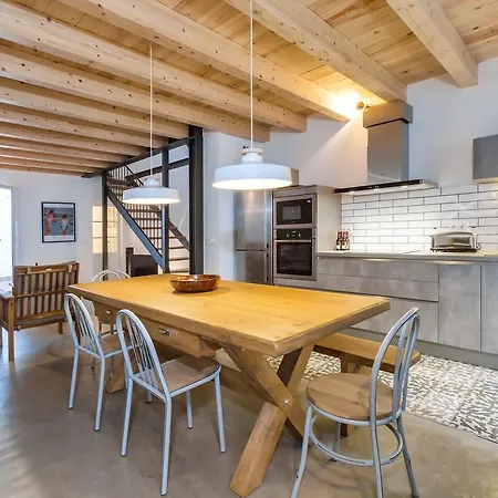 Lets Holidays Fisherman House In Old Town Of Tossa de Mar