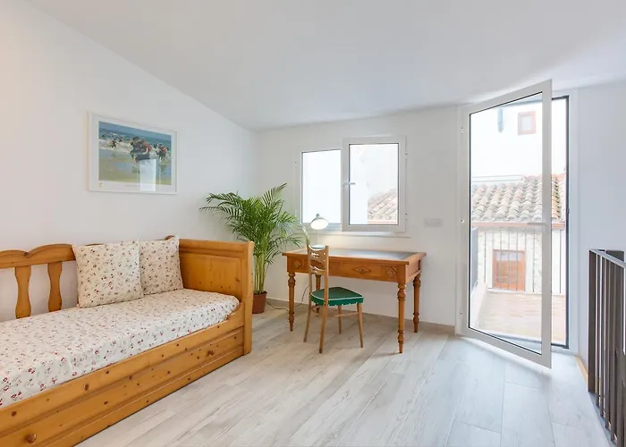 Lets Holidays Fisherman House In Old Town Of Ferienhaus *