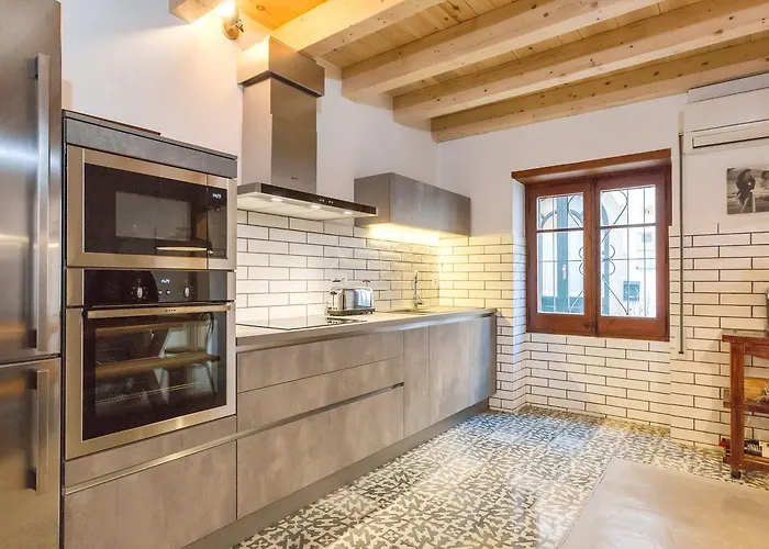 Lets Holidays Fisherman House Tossa de Mar